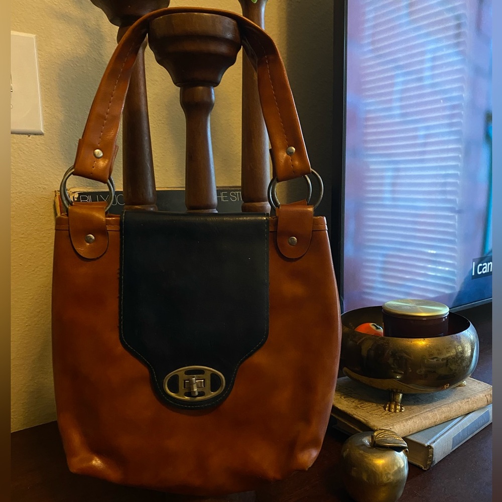 Vintage western leather shoulder purse